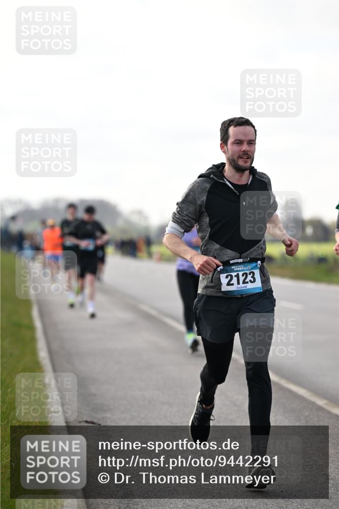 12.04.2026 - 45. Internationalen Wilhelmsburger Insellauf Dr. Thomas Lammeyer http://msf.ph/oto/9442291 12.04.2026 10:11:12 Laufen 2123 meine-sportfotos.de