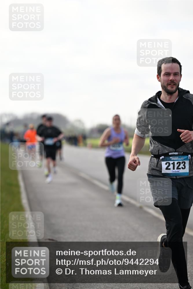12.04.2026 - 45. Internationalen Wilhelmsburger Insellauf Dr. Thomas Lammeyer http://msf.ph/oto/9442294 12.04.2026 10:11:13 Laufen 45, 2123 meine-sportfotos.de