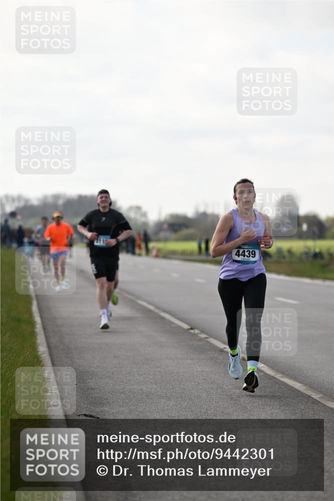 12.04.2026 - 45. Internationalen Wilhelmsburger Insellauf Dr. Thomas Lammeyer http://msf.ph/oto/9442301 12.04.2026 10:11:14 Laufen 4439 meine-sportfotos.de
