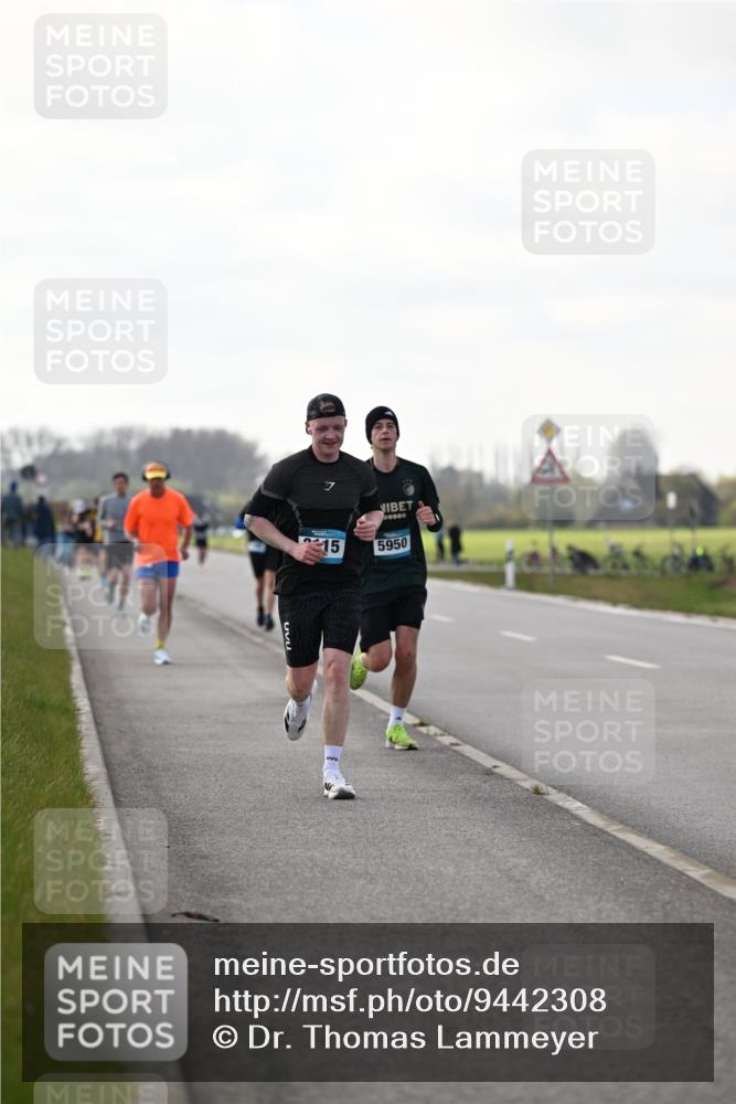 12.04.2026 - 45. Internationalen Wilhelmsburger Insellauf Dr. Thomas Lammeyer http://msf.ph/oto/9442308 12.04.2026 10:11:16 Laufen 15, 5950 meine-sportfotos.de
