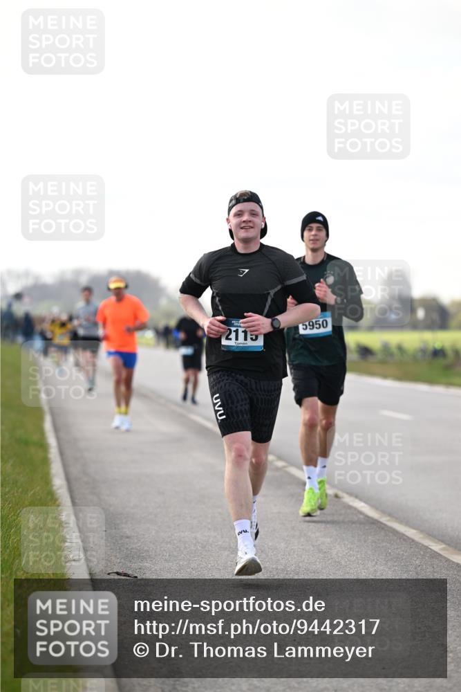 12.04.2026 - 45. Internationalen Wilhelmsburger Insellauf Dr. Thomas Lammeyer http://msf.ph/oto/9442317 12.04.2026 10:11:17 Laufen 7, 2115, 5950 meine-sportfotos.de