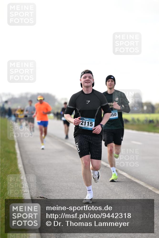 12.04.2026 - 45. Internationalen Wilhelmsburger Insellauf Dr. Thomas Lammeyer http://msf.ph/oto/9442318 12.04.2026 10:11:18 Laufen 2115, 50 meine-sportfotos.de