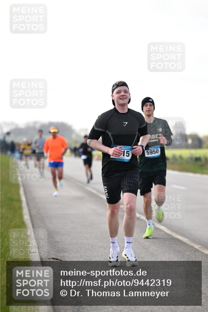 12.04.2026 - 45. Internationalen Wilhelmsburger Insellauf Dr. Thomas Lammeyer http://msf.ph/oto/9442319 12.04.2026 10:11:18 Laufen 7, 0000, 15, 5950 meine-sportfotos.de