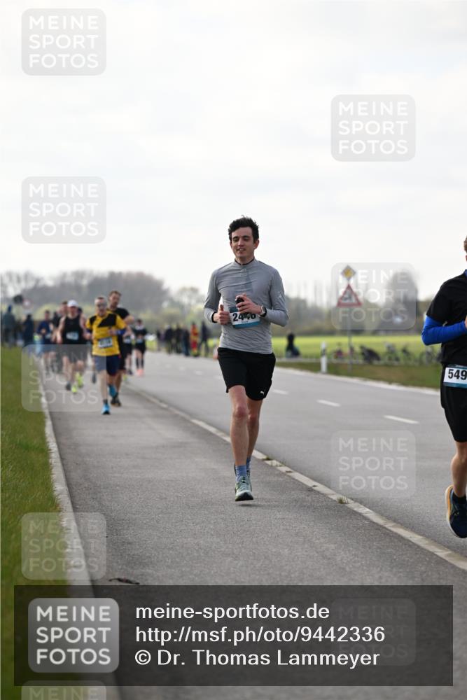 12.04.2026 - 45. Internationalen Wilhelmsburger Insellauf Dr. Thomas Lammeyer http://msf.ph/oto/9442336 12.04.2026 10:11:26 Laufen 240, 549 meine-sportfotos.de
