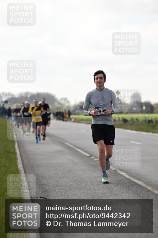 12.04.2026 - 45. Internationalen Wilhelmsburger Insellauf Dr. Thomas Lammeyer http://msf.ph/oto/9442342 12.04.2026 10:11:27 Laufen 244 meine-sportfotos.de