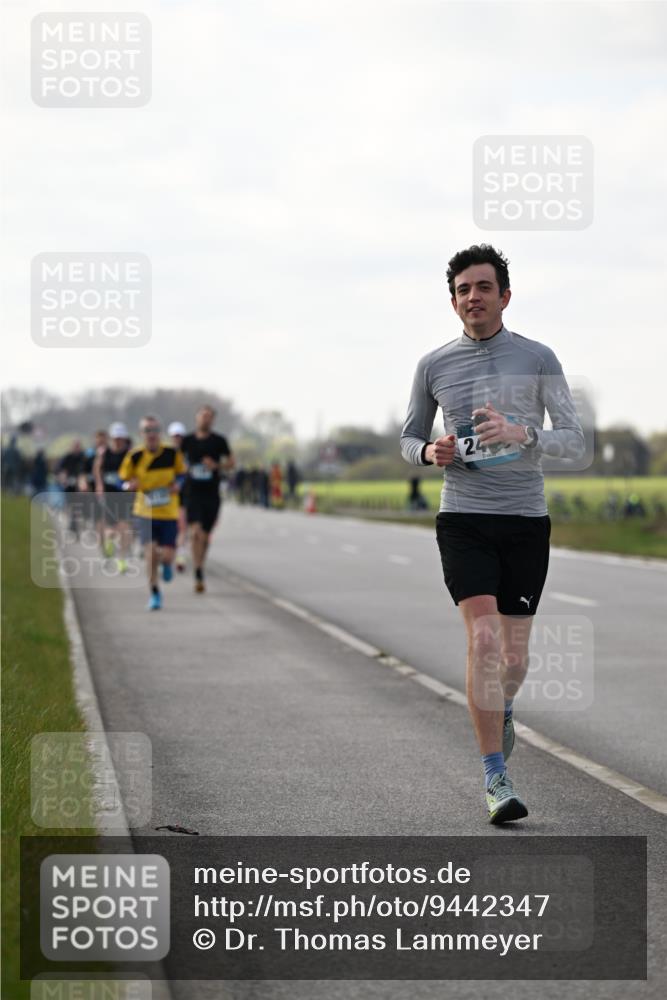 12.04.2026 - 45. Internationalen Wilhelmsburger Insellauf Dr. Thomas Lammeyer http://msf.ph/oto/9442347 12.04.2026 10:11:28 Laufen 24 meine-sportfotos.de