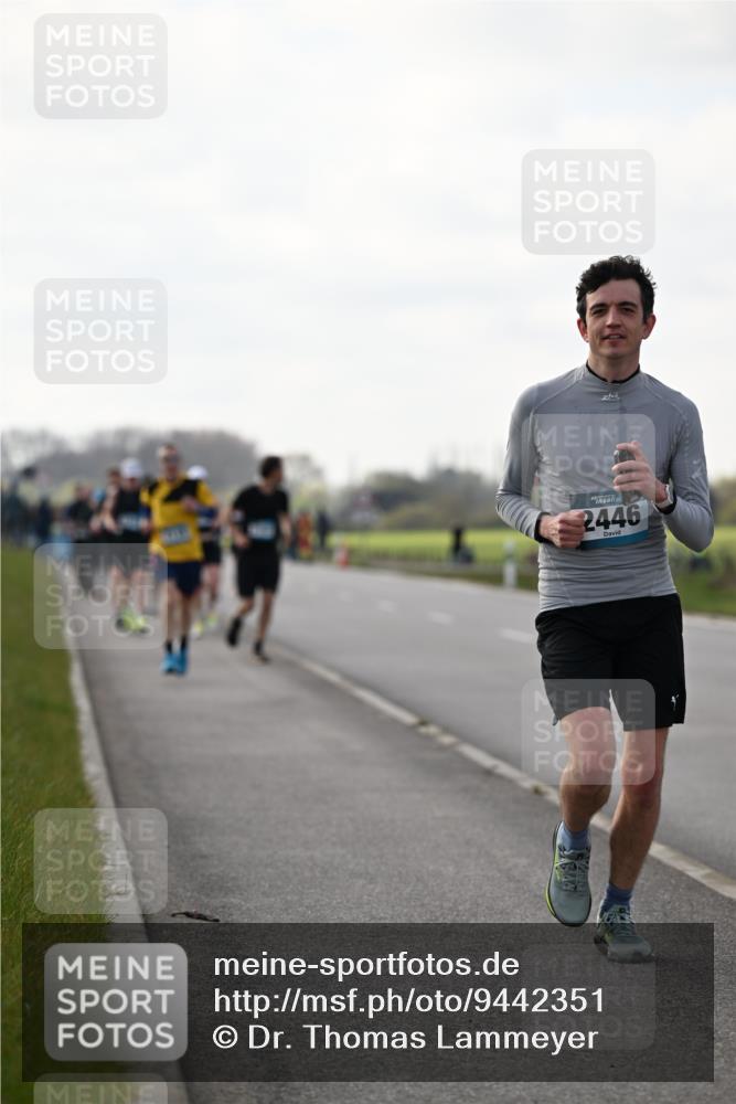 12.04.2026 - 45. Internationalen Wilhelmsburger Insellauf Dr. Thomas Lammeyer http://msf.ph/oto/9442351 12.04.2026 10:11:28 Laufen 4, 2446 meine-sportfotos.de
