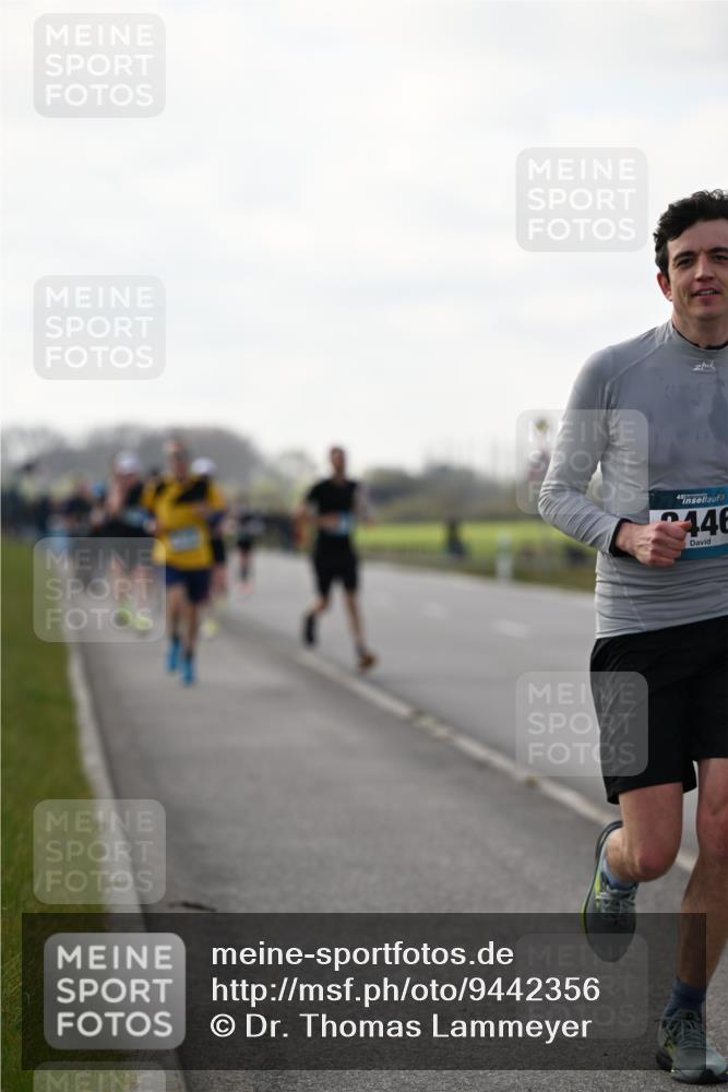 12.04.2026 - 45. Internationalen Wilhelmsburger Insellauf Dr. Thomas Lammeyer http://msf.ph/oto/9442356 12.04.2026 10:11:29 Laufen 446 meine-sportfotos.de