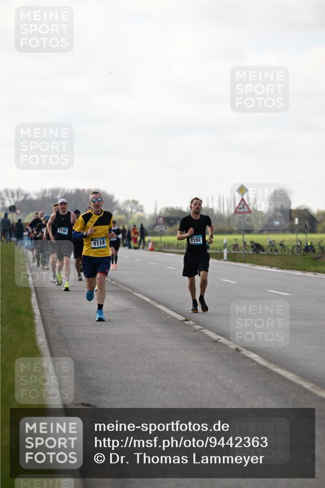 12.04.2026 - 45. Internationalen Wilhelmsburger Insellauf Dr. Thomas Lammeyer http://msf.ph/oto/9442363 12.04.2026 10:11:30 Laufen 4108, 4118, 2192 meine-sportfotos.de