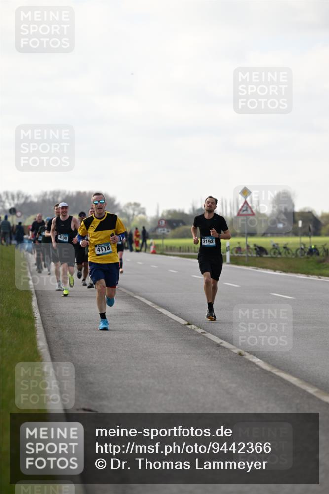 12.04.2026 - 45. Internationalen Wilhelmsburger Insellauf Dr. Thomas Lammeyer http://msf.ph/oto/9442366 12.04.2026 10:11:31 Laufen 4108, 4118, 2192 meine-sportfotos.de