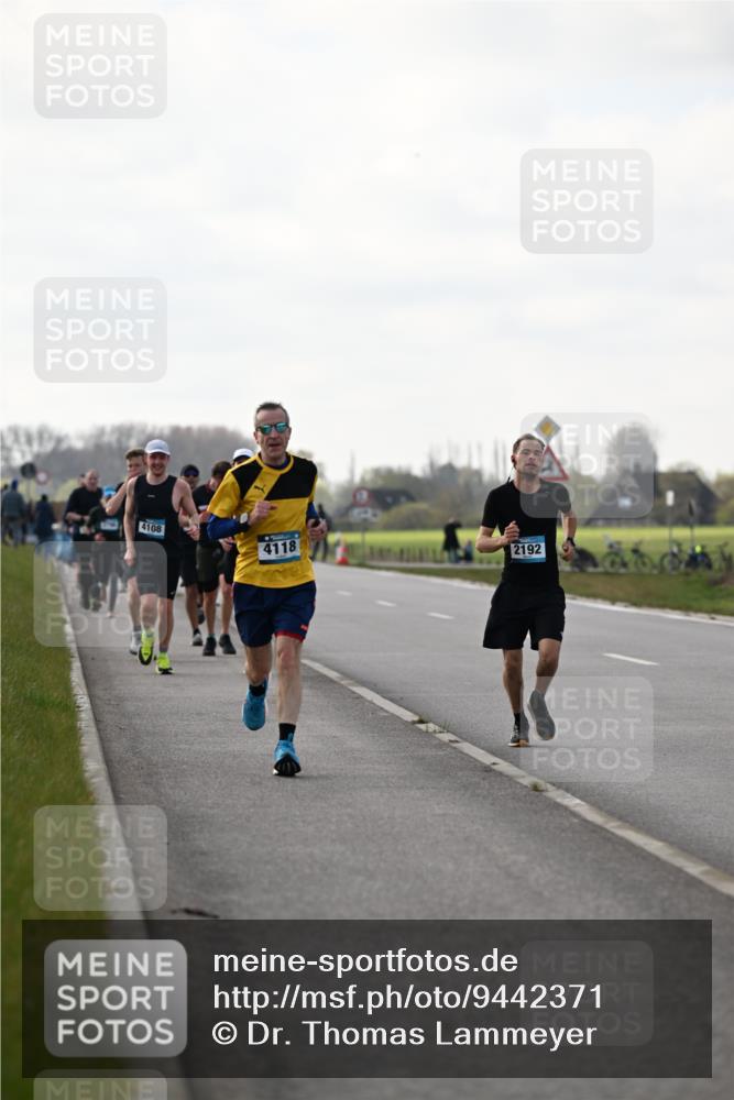 12.04.2026 - 45. Internationalen Wilhelmsburger Insellauf Dr. Thomas Lammeyer http://msf.ph/oto/9442371 12.04.2026 10:11:32 Laufen 4108, 4118, 2192 meine-sportfotos.de