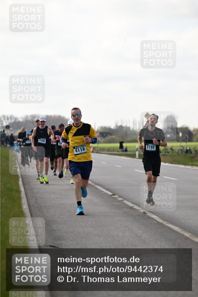 12.04.2026 - 45. Internationalen Wilhelmsburger Insellauf Dr. Thomas Lammeyer http://msf.ph/oto/9442374 12.04.2026 10:11:32 Laufen 4108, 4118, 2192 meine-sportfotos.de