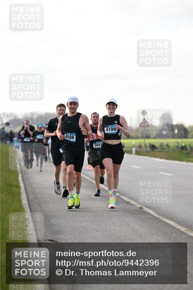 12.04.2026 - 45. Internationalen Wilhelmsburger Insellauf Dr. Thomas Lammeyer http://msf.ph/oto/9442396 12.04.2026 10:11:36 Laufen 4108, 18, 5691, 4109 meine-sportfotos.de