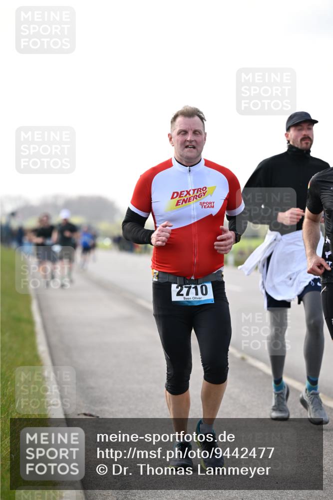 12.04.2026 - 45. Internationalen Wilhelmsburger Insellauf Dr. Thomas Lammeyer http://msf.ph/oto/9442477 12.04.2026 10:11:50 Laufen 2710 meine-sportfotos.de