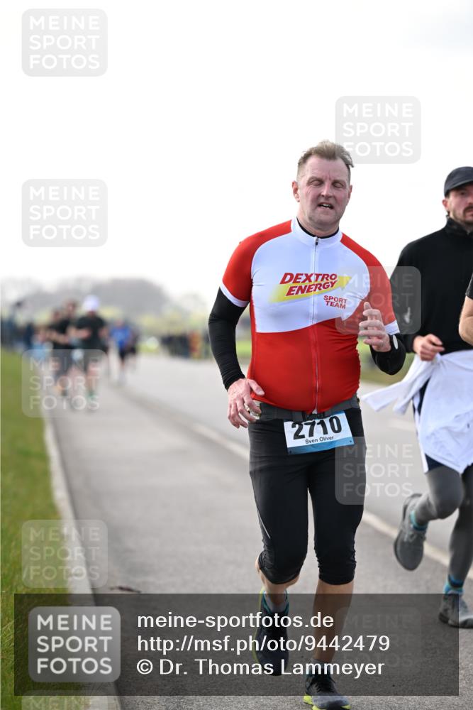 12.04.2026 - 45. Internationalen Wilhelmsburger Insellauf Dr. Thomas Lammeyer http://msf.ph/oto/9442479 12.04.2026 10:11:50 Laufen 2710 meine-sportfotos.de
