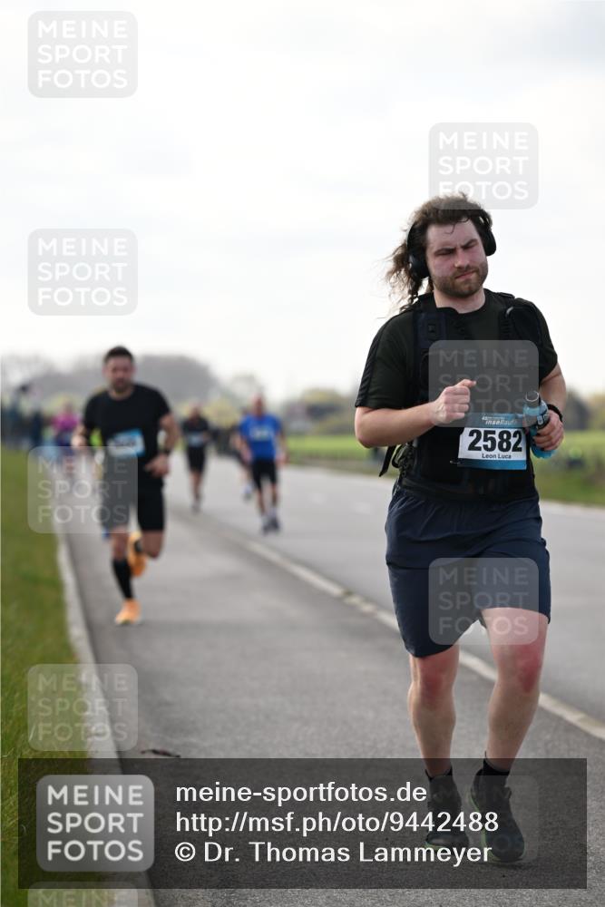 12.04.2026 - 45. Internationalen Wilhelmsburger Insellauf Dr. Thomas Lammeyer http://msf.ph/oto/9442488 12.04.2026 10:12:00 Laufen 2582 meine-sportfotos.de
