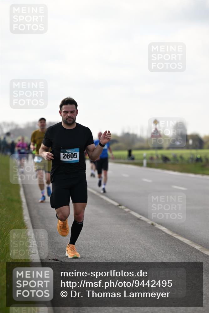 12.04.2026 - 45. Internationalen Wilhelmsburger Insellauf Dr. Thomas Lammeyer http://msf.ph/oto/9442495 12.04.2026 10:12:02 Laufen 2605 meine-sportfotos.de