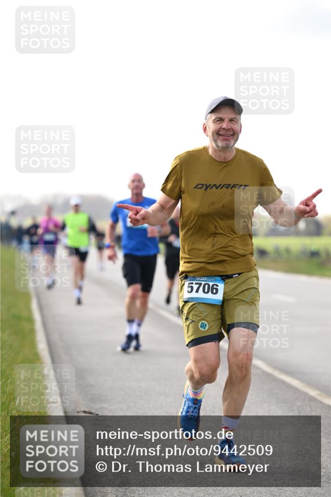 12.04.2026 - 45. Internationalen Wilhelmsburger Insellauf Dr. Thomas Lammeyer http://msf.ph/oto/9442509 12.04.2026 10:12:07 Laufen 5706 meine-sportfotos.de