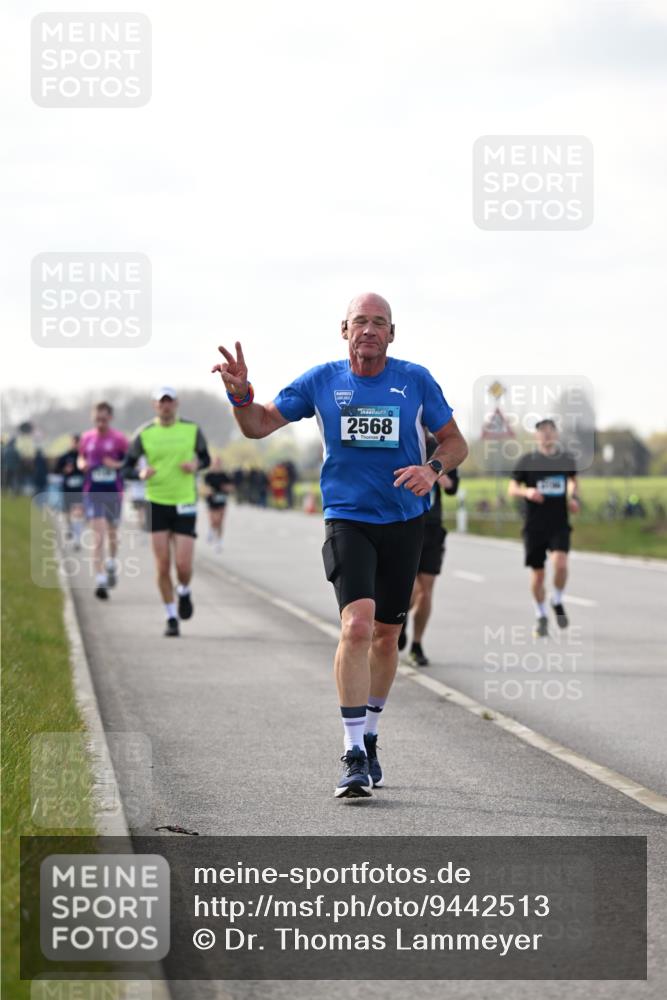 12.04.2026 - 45. Internationalen Wilhelmsburger Insellauf Dr. Thomas Lammeyer http://msf.ph/oto/9442513 12.04.2026 10:12:09 Laufen 2568 meine-sportfotos.de