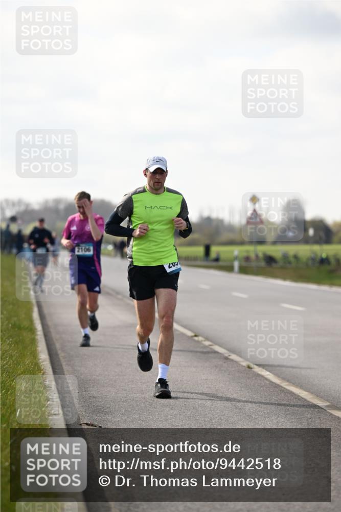 12.04.2026 - 45. Internationalen Wilhelmsburger Insellauf Dr. Thomas Lammeyer http://msf.ph/oto/9442518 12.04.2026 10:12:12 Laufen 2106, 1007 meine-sportfotos.de