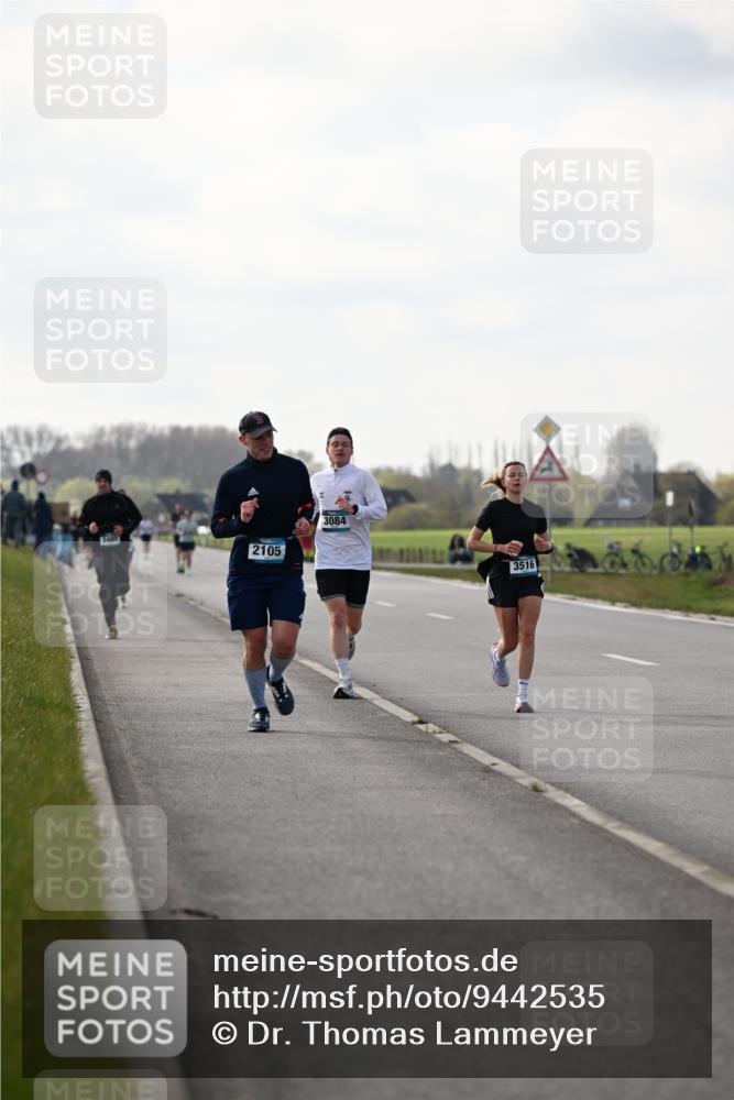 12.04.2026 - 45. Internationalen Wilhelmsburger Insellauf Dr. Thomas Lammeyer http://msf.ph/oto/9442535 12.04.2026 10:12:19 Laufen 2105, 3084, 3516 meine-sportfotos.de