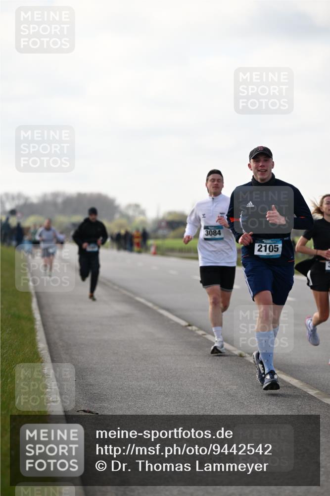 12.04.2026 - 45. Internationalen Wilhelmsburger Insellauf Dr. Thomas Lammeyer http://msf.ph/oto/9442542 12.04.2026 10:12:22 Laufen 3084, 2105 meine-sportfotos.de