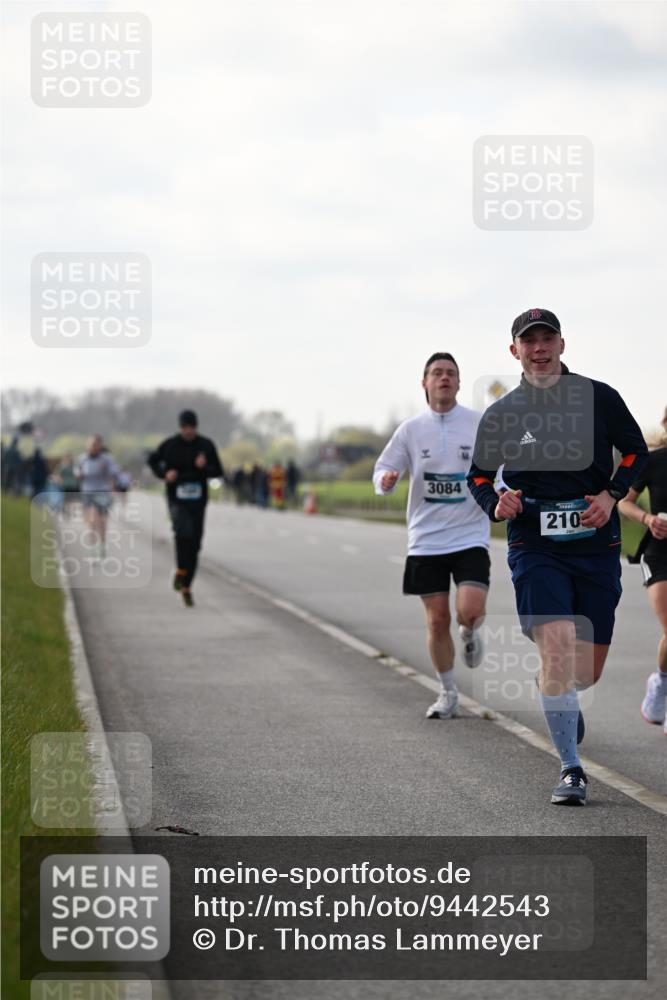 12.04.2026 - 45. Internationalen Wilhelmsburger Insellauf Dr. Thomas Lammeyer http://msf.ph/oto/9442543 12.04.2026 10:12:22 Laufen 38, 3084, 2103 meine-sportfotos.de