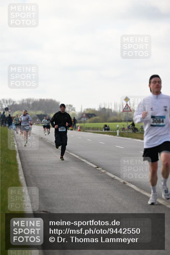 12.04.2026 - 45. Internationalen Wilhelmsburger Insellauf Dr. Thomas Lammeyer http://msf.ph/oto/9442550 12.04.2026 10:12:24 Laufen 3084, 2485 meine-sportfotos.de