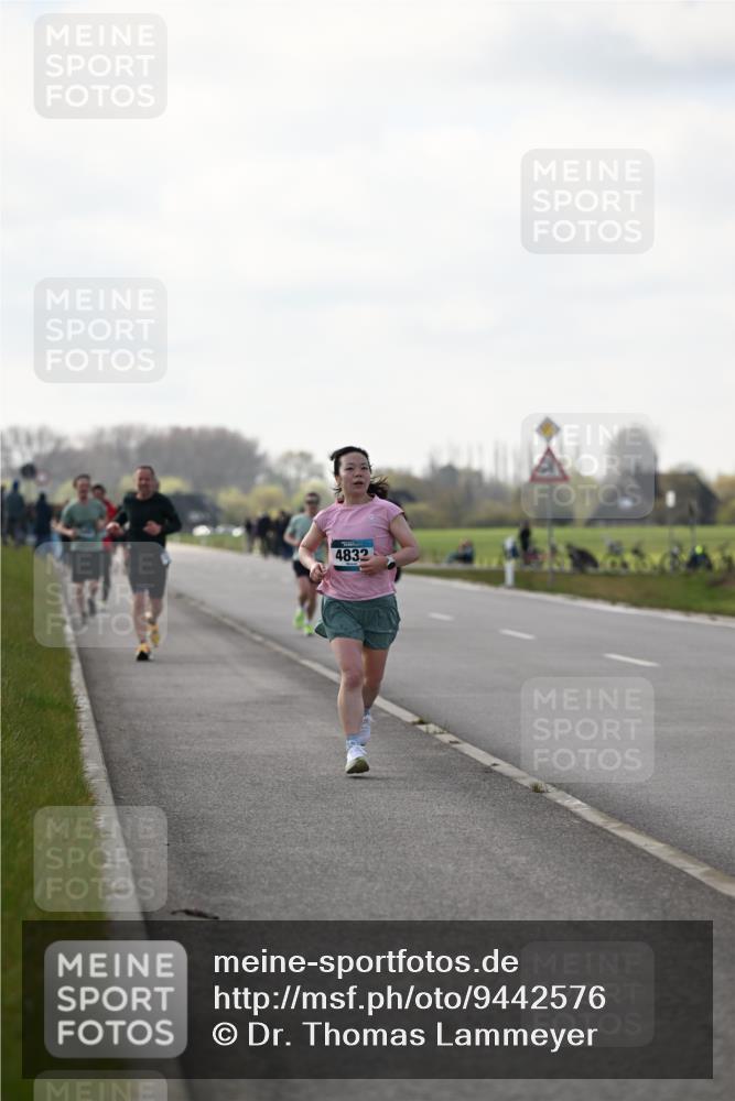 12.04.2026 - 45. Internationalen Wilhelmsburger Insellauf Dr. Thomas Lammeyer http://msf.ph/oto/9442576 12.04.2026 10:12:37 Laufen 4832 meine-sportfotos.de