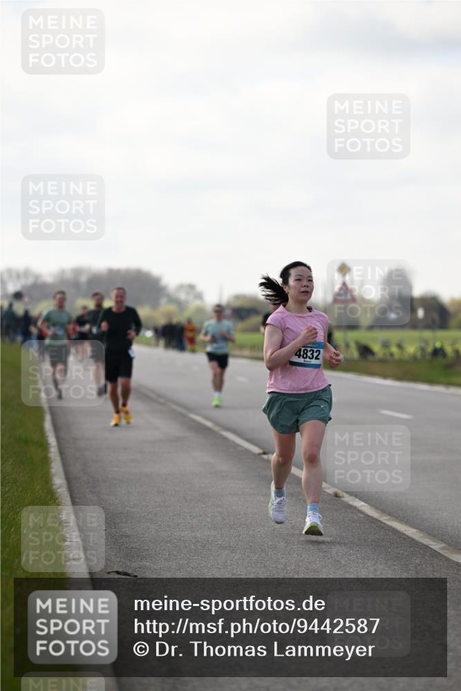 12.04.2026 - 45. Internationalen Wilhelmsburger Insellauf Dr. Thomas Lammeyer http://msf.ph/oto/9442587 12.04.2026 10:12:38 Laufen 4832 meine-sportfotos.de