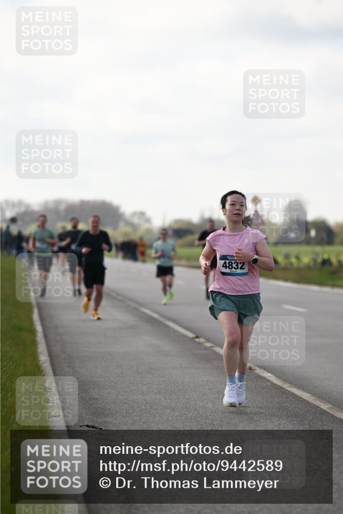 12.04.2026 - 45. Internationalen Wilhelmsburger Insellauf Dr. Thomas Lammeyer http://msf.ph/oto/9442589 12.04.2026 10:12:38 Laufen 4832 meine-sportfotos.de