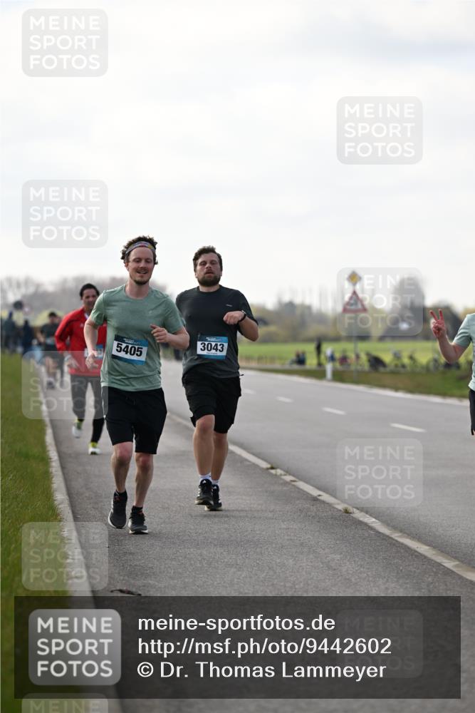 12.04.2026 - 45. Internationalen Wilhelmsburger Insellauf Dr. Thomas Lammeyer http://msf.ph/oto/9442602 12.04.2026 10:12:46 Laufen 5405, 3043 meine-sportfotos.de