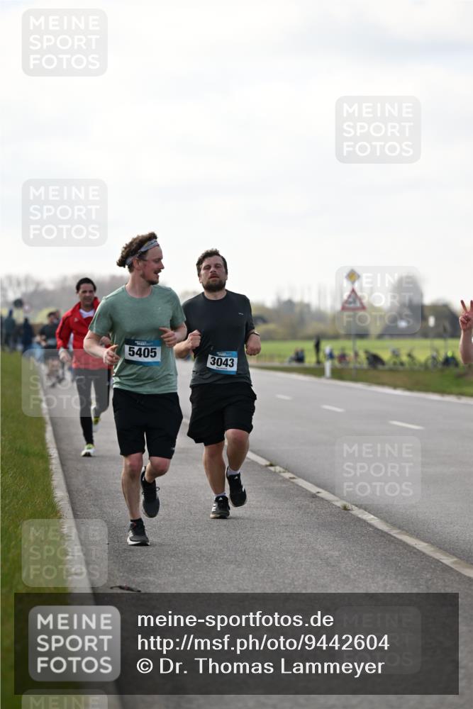 12.04.2026 - 45. Internationalen Wilhelmsburger Insellauf Dr. Thomas Lammeyer http://msf.ph/oto/9442604 12.04.2026 10:12:46 Laufen 5405, 3043 meine-sportfotos.de