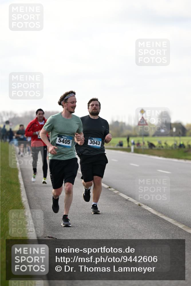 12.04.2026 - 45. Internationalen Wilhelmsburger Insellauf Dr. Thomas Lammeyer http://msf.ph/oto/9442606 12.04.2026 10:12:47 Laufen 3043, 5405 meine-sportfotos.de