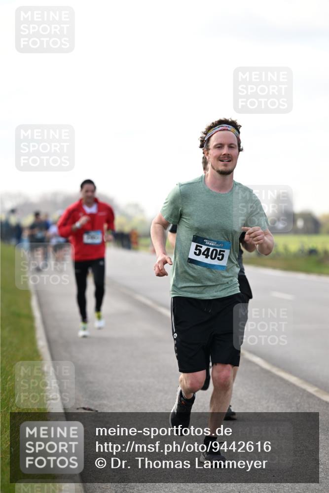 12.04.2026 - 45. Internationalen Wilhelmsburger Insellauf Dr. Thomas Lammeyer http://msf.ph/oto/9442616 12.04.2026 10:12:48 Laufen 45, 5405 meine-sportfotos.de