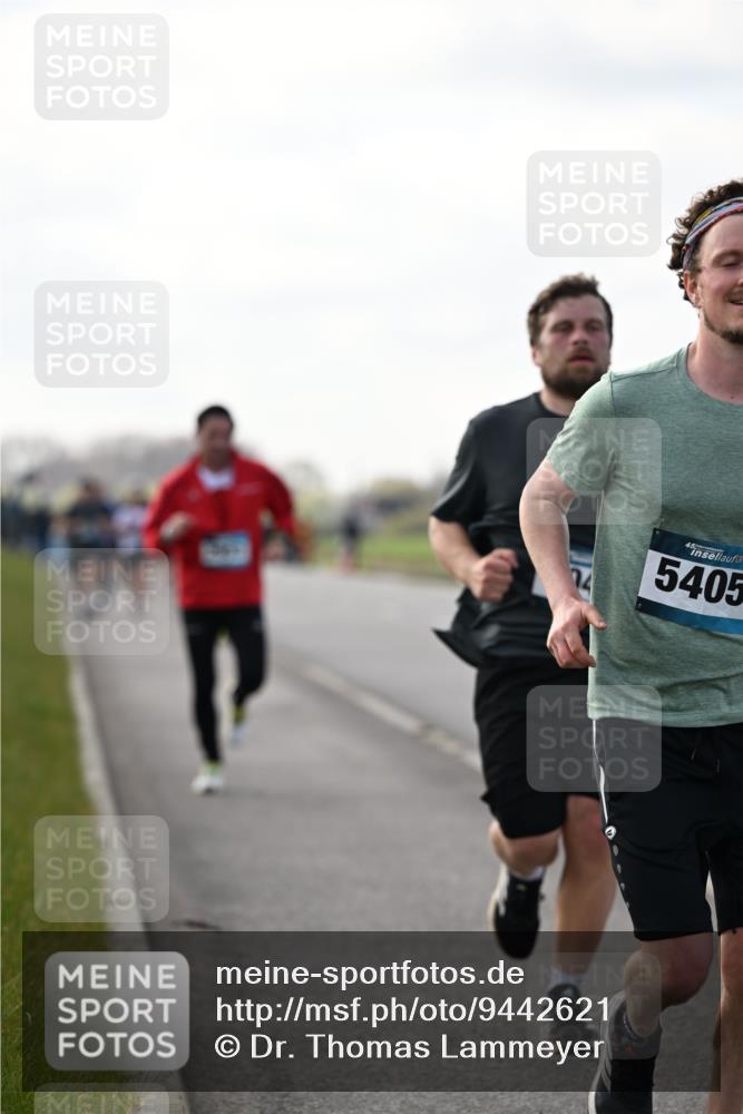 12.04.2026 - 45. Internationalen Wilhelmsburger Insellauf Dr. Thomas Lammeyer http://msf.ph/oto/9442621 12.04.2026 10:12:49 Laufen 5405, 14 meine-sportfotos.de