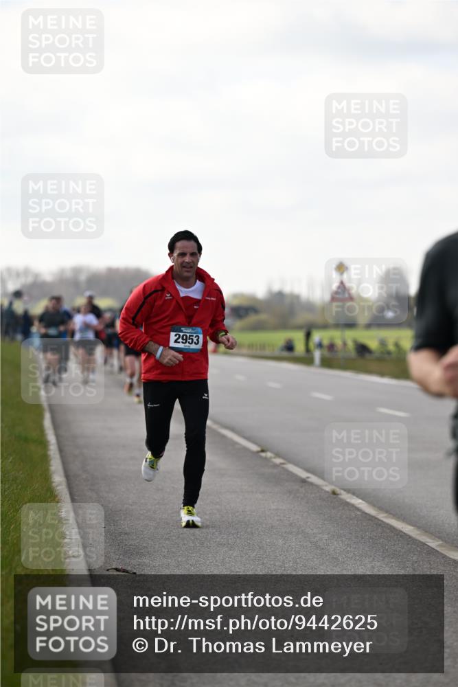 12.04.2026 - 45. Internationalen Wilhelmsburger Insellauf Dr. Thomas Lammeyer http://msf.ph/oto/9442625 12.04.2026 10:12:50 Laufen 2953 meine-sportfotos.de