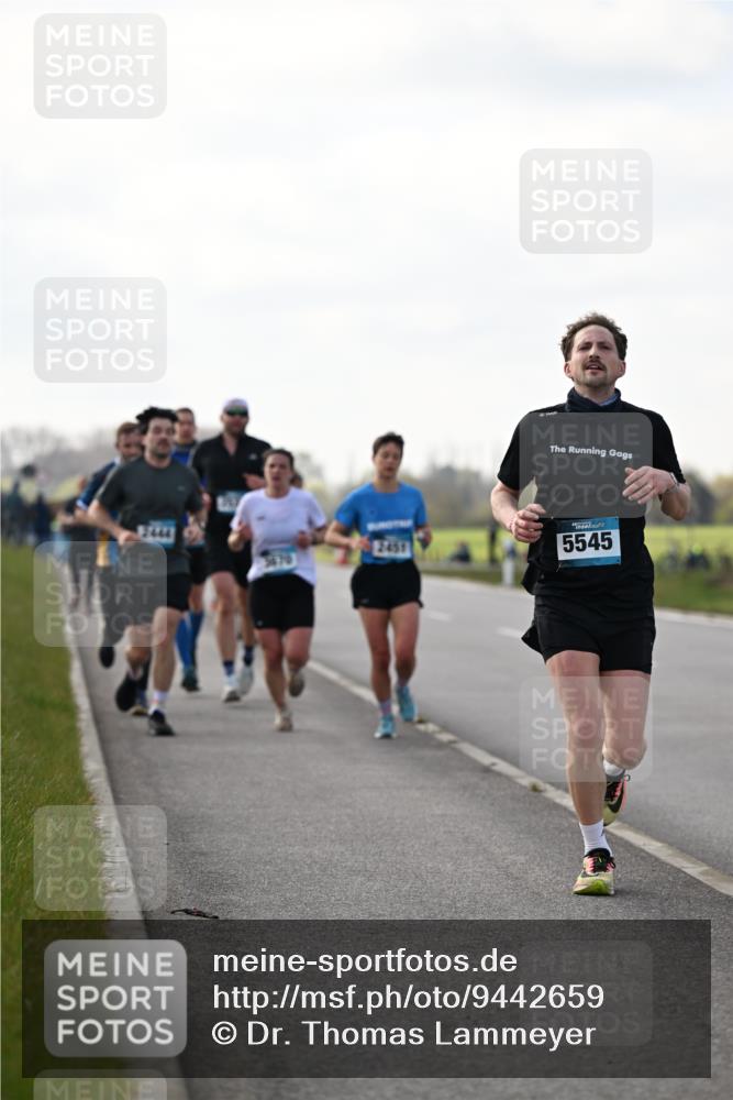 12.04.2026 - 45. Internationalen Wilhelmsburger Insellauf Dr. Thomas Lammeyer http://msf.ph/oto/9442659 12.04.2026 10:12:58 Laufen 2451, 5545 meine-sportfotos.de