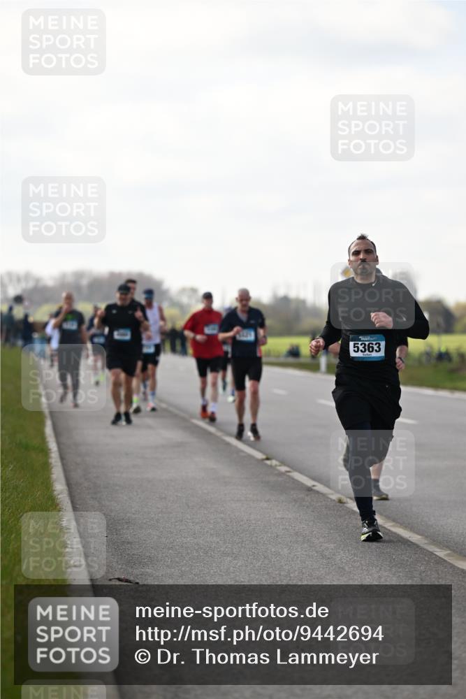 12.04.2026 - 45. Internationalen Wilhelmsburger Insellauf Dr. Thomas Lammeyer http://msf.ph/oto/9442694 12.04.2026 10:13:06 Laufen 5363 meine-sportfotos.de