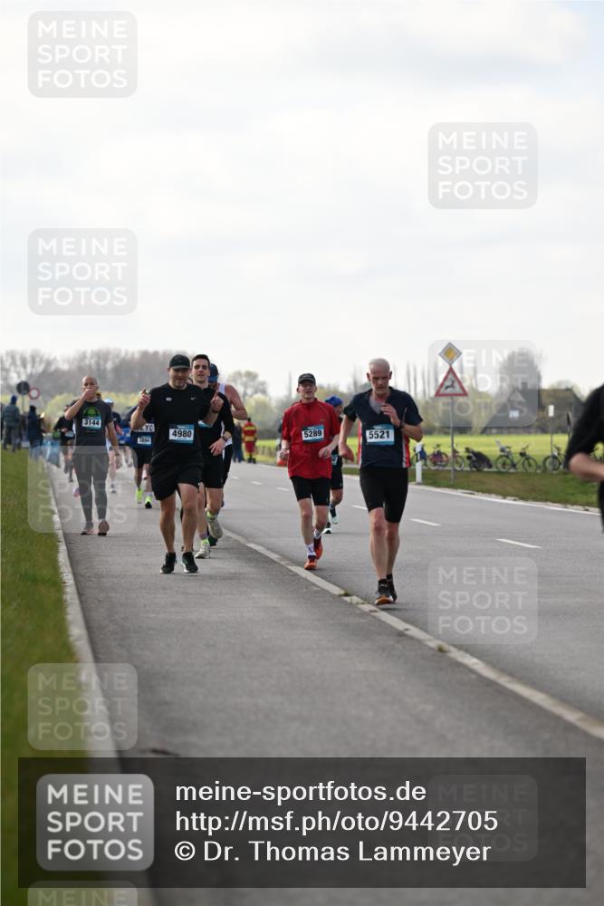 12.04.2026 - 45. Internationalen Wilhelmsburger Insellauf Dr. Thomas Lammeyer http://msf.ph/oto/9442705 12.04.2026 10:13:07 Laufen 4980, 5289, 5521, 3144, 3894 meine-sportfotos.de