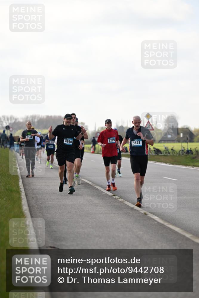 12.04.2026 - 45. Internationalen Wilhelmsburger Insellauf Dr. Thomas Lammeyer http://msf.ph/oto/9442708 12.04.2026 10:13:08 Laufen 3144, 4980, 5289, 5521 meine-sportfotos.de