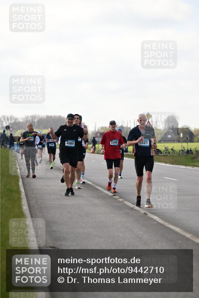 12.04.2026 - 45. Internationalen Wilhelmsburger Insellauf Dr. Thomas Lammeyer http://msf.ph/oto/9442710 12.04.2026 10:13:08 Laufen 3894, 4980, 5289, 5521 meine-sportfotos.de