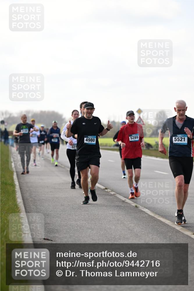 12.04.2026 - 45. Internationalen Wilhelmsburger Insellauf Dr. Thomas Lammeyer http://msf.ph/oto/9442716 12.04.2026 10:13:10 Laufen 321, 4980, 5289, 5521 meine-sportfotos.de