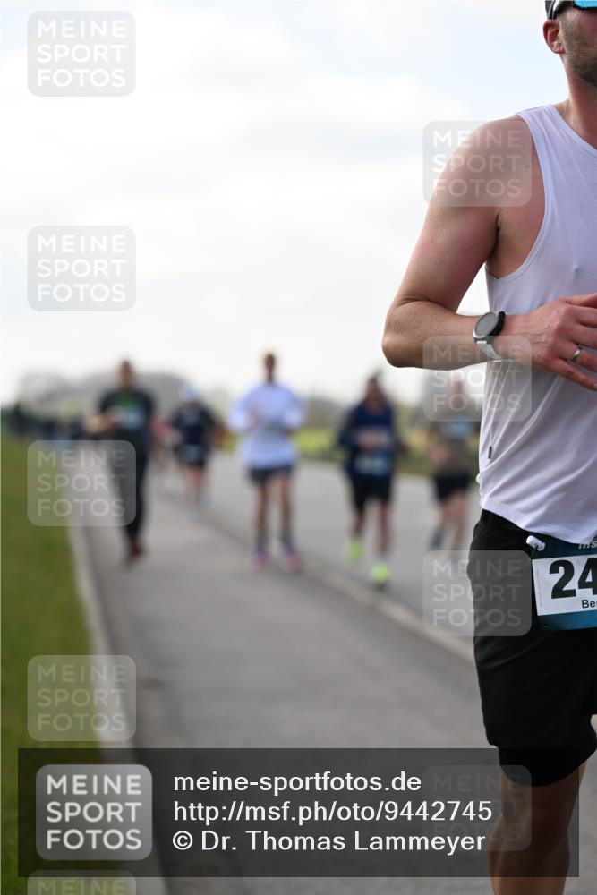 12.04.2026 - 45. Internationalen Wilhelmsburger Insellauf Dr. Thomas Lammeyer http://msf.ph/oto/9442745 12.04.2026 10:13:17 Laufen 24 meine-sportfotos.de