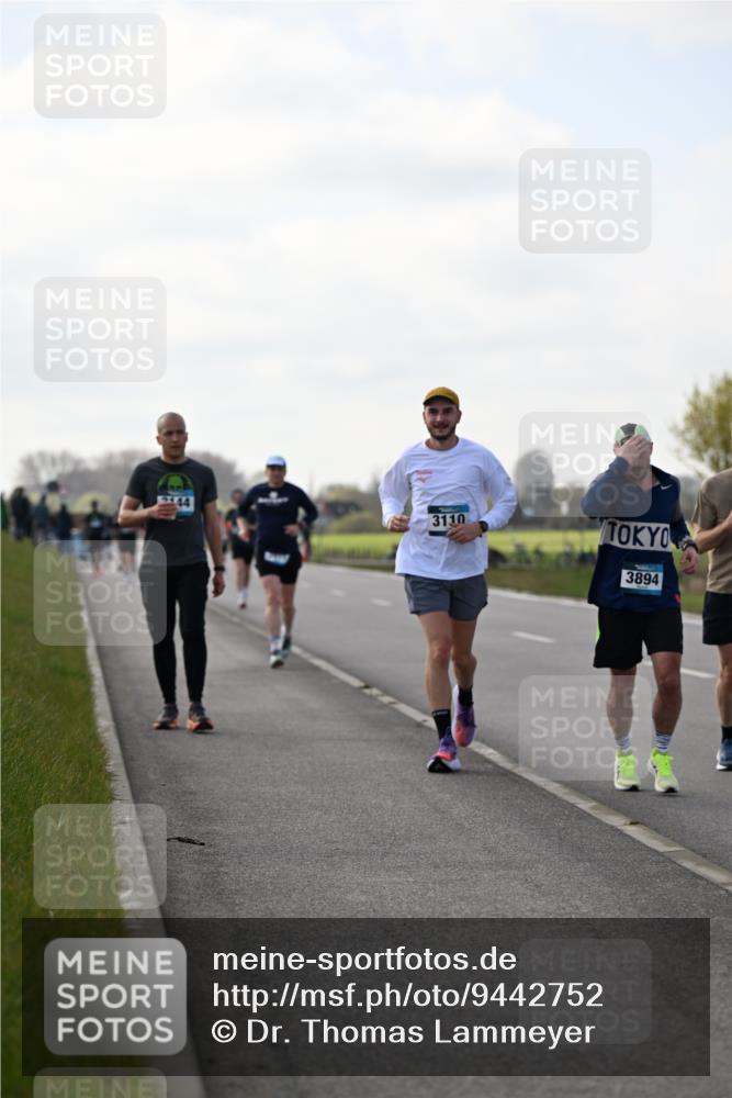 12.04.2026 - 45. Internationalen Wilhelmsburger Insellauf Dr. Thomas Lammeyer http://msf.ph/oto/9442752 12.04.2026 10:13:19 Laufen 2144, 3110, 3894 meine-sportfotos.de