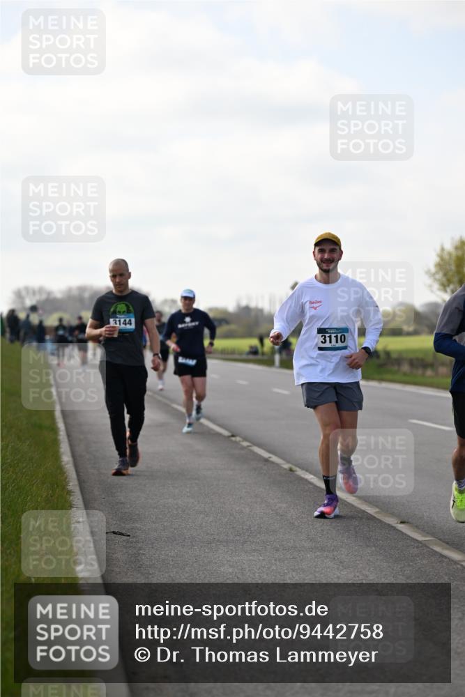 12.04.2026 - 45. Internationalen Wilhelmsburger Insellauf Dr. Thomas Lammeyer http://msf.ph/oto/9442758 12.04.2026 10:13:19 Laufen 3144, 3110 meine-sportfotos.de