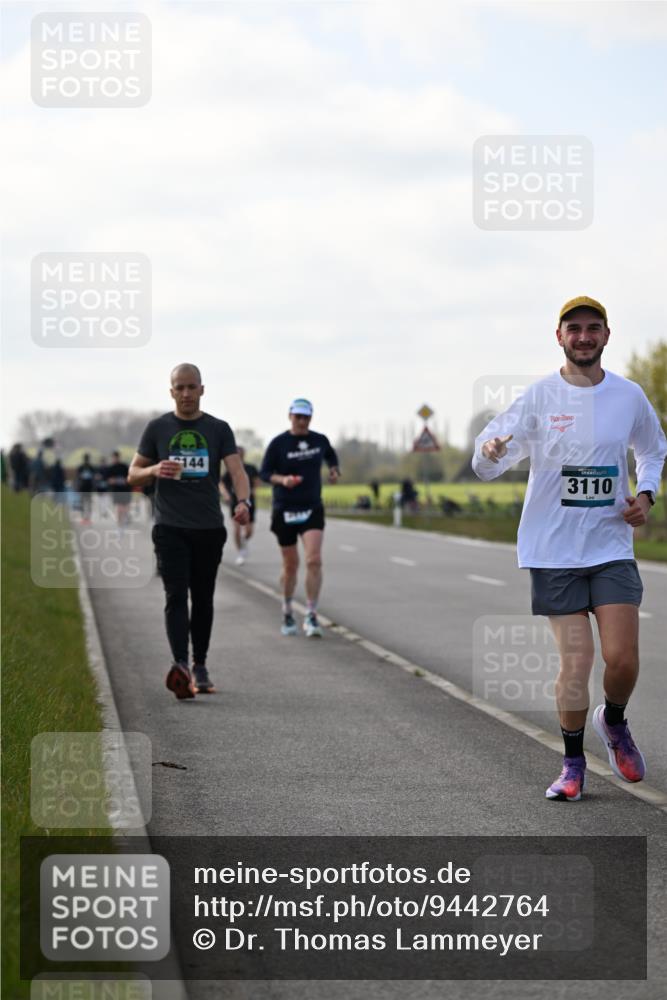 12.04.2026 - 45. Internationalen Wilhelmsburger Insellauf Dr. Thomas Lammeyer http://msf.ph/oto/9442764 12.04.2026 10:13:20 Laufen 144, 3110 meine-sportfotos.de