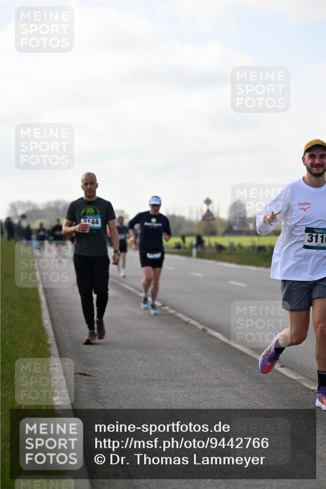 12.04.2026 - 45. Internationalen Wilhelmsburger Insellauf Dr. Thomas Lammeyer http://msf.ph/oto/9442766 12.04.2026 10:13:20 Laufen 2144, 311 meine-sportfotos.de
