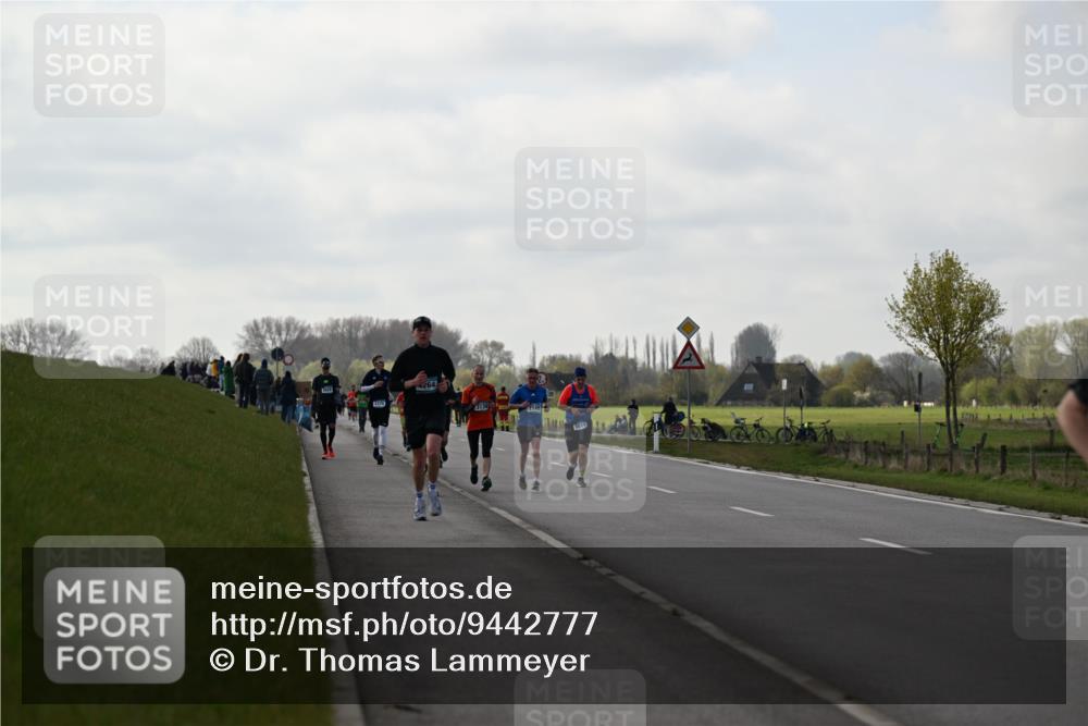 12.04.2026 - 45. Internationalen Wilhelmsburger Insellauf Dr. Thomas Lammeyer http://msf.ph/oto/9442777 12.04.2026 10:13:30 Laufen 2375, 264, 2148 meine-sportfotos.de