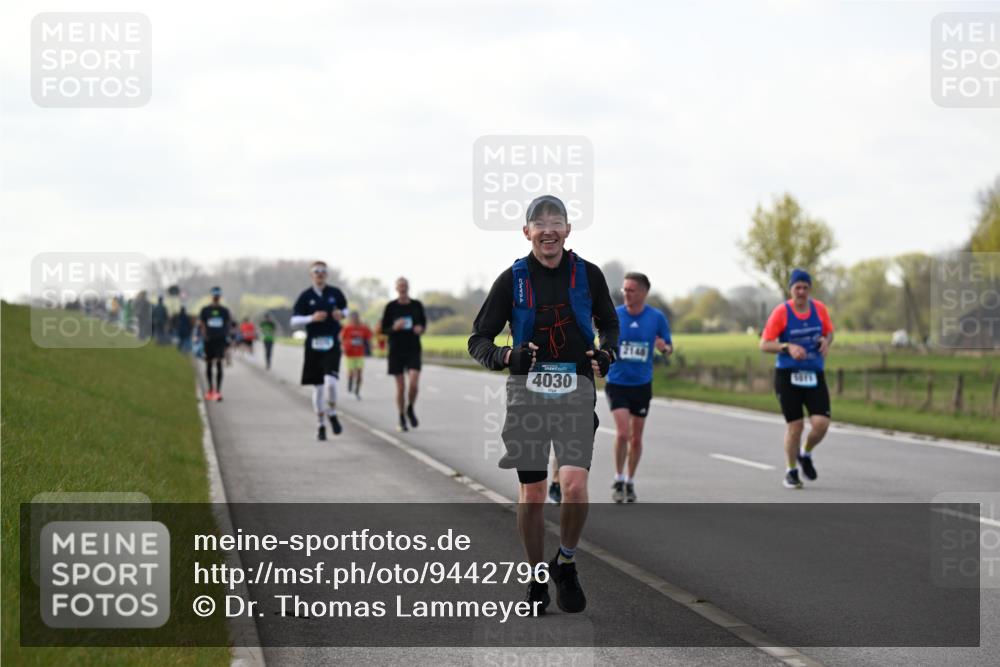 12.04.2026 - 45. Internationalen Wilhelmsburger Insellauf Dr. Thomas Lammeyer http://msf.ph/oto/9442796 12.04.2026 10:13:38 Laufen 4030, 5671 meine-sportfotos.de
